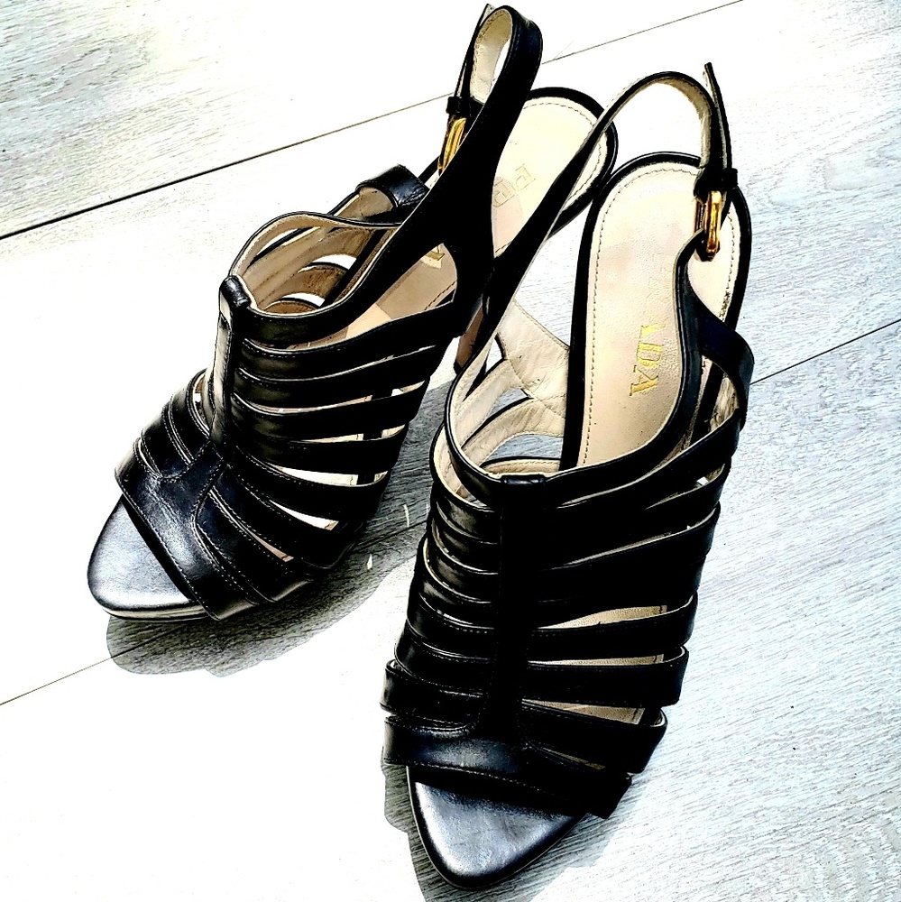 ⭐HP 11/23⭐Prada platform cage stilettos sz 7 - Picture 2 of 8